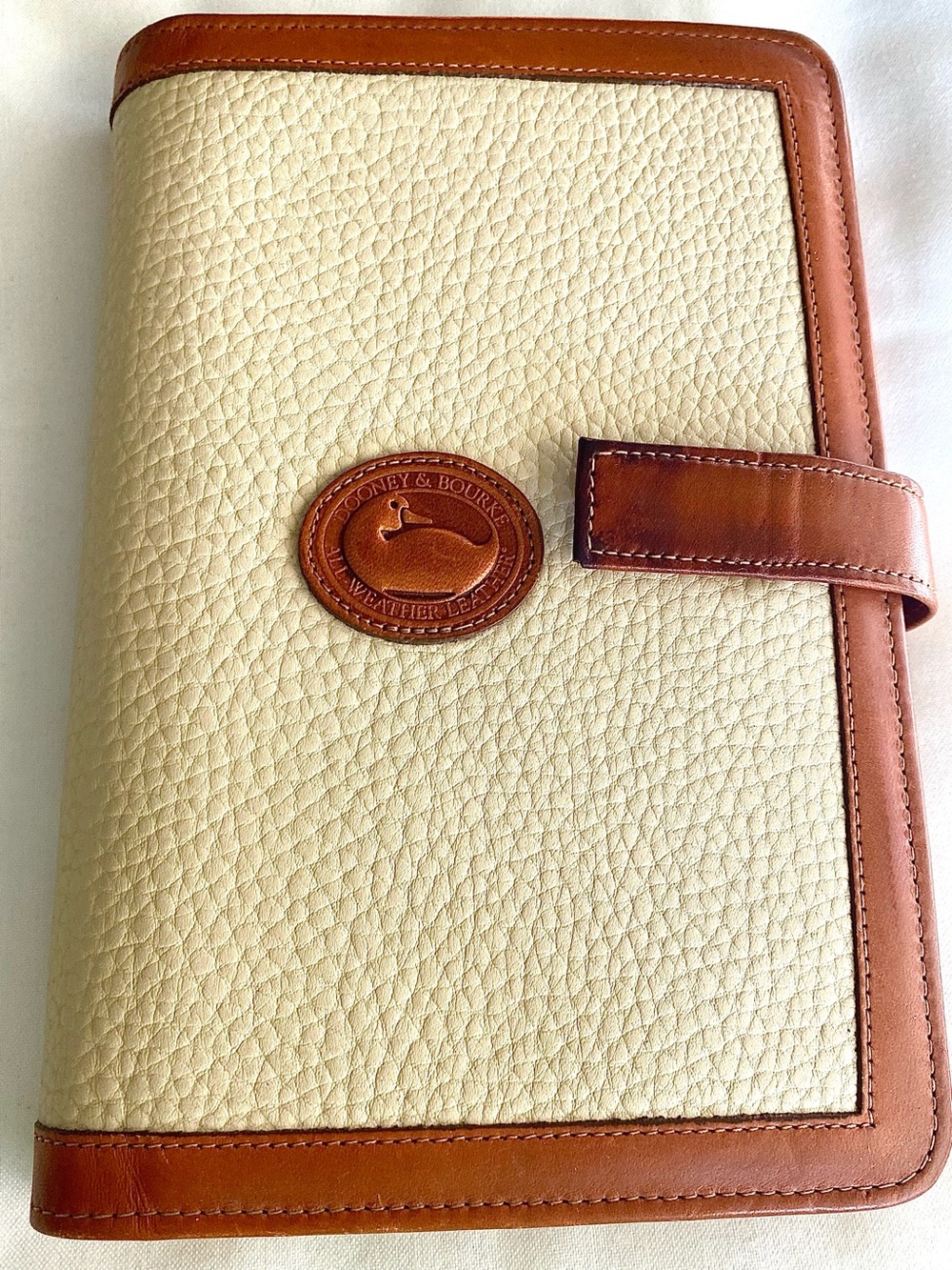 Vintage Dooney & Bourke Cream Leather Organizer Agenda Planner Made in USA 90s